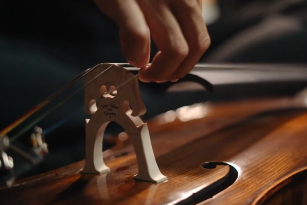 Como Trocar a Corda do Violoncelo com Segurança