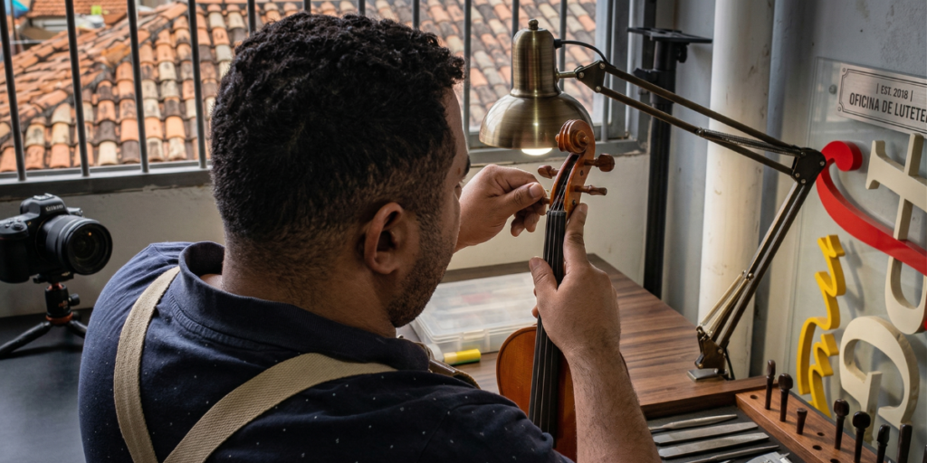 O Básico de Ajuste de Luteria que seu instrumento precisa!